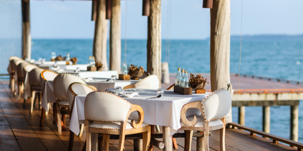 restaurante en la playa